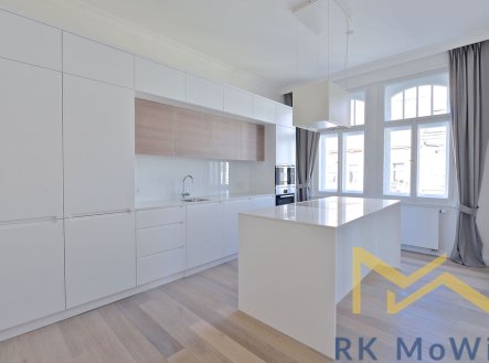 Pronájem bytu, 3+1, 137 m²