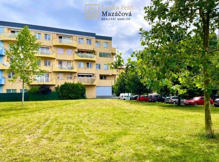 Pronájem bytu, 3+kk, 72 m²