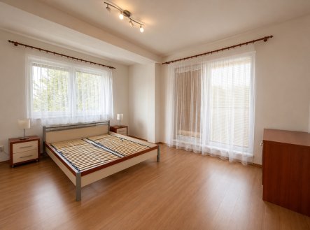 Pronájem bytu, 3+kk, 72 m²