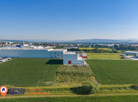 Prodej skladu, 1 450 m²