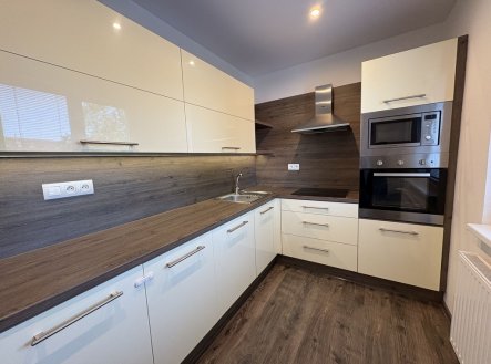 Pronájem bytu, 2+1, 55 m²