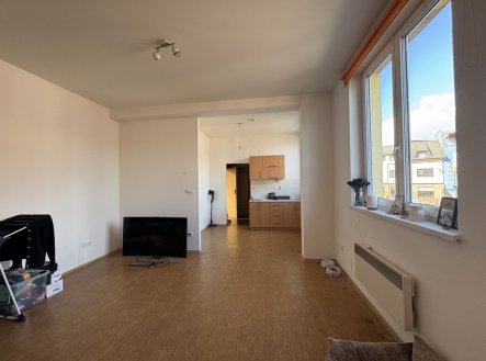 Pronájem bytu, 1+kk, 42 m² obrázek