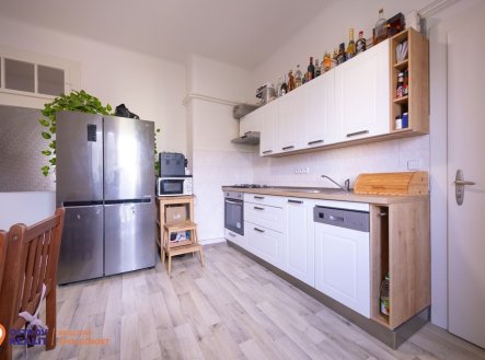 Pronájem bytu, 3+1, 77 m²