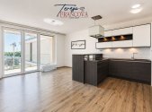 Pronájem bytu, 2+kk, 70 m²
