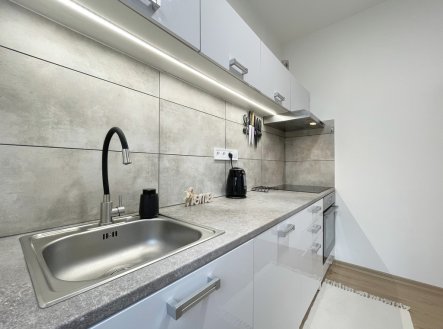 Pronájem bytu, 2+1, 45 m²