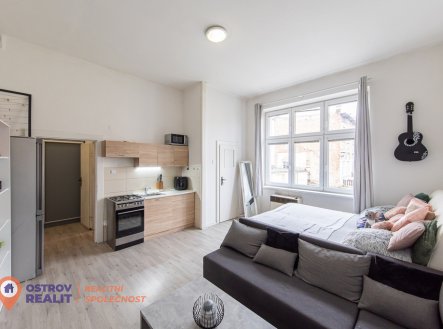 Pronájem bytu, 1+kk, 33 m²