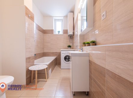 Pronájem bytu, 1+kk, 33 m²