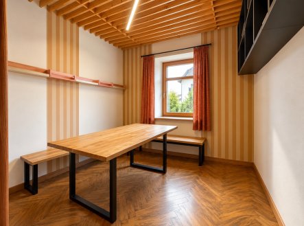 Pronájem restaurace, 64 m²