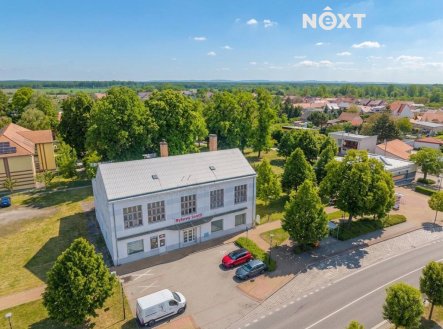 Prodej komerčního objektu, obchodní centrum, 1 892 m²