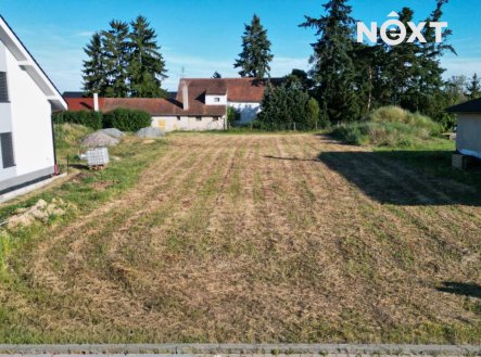 Prodej pozemku pro bydlení, 1 048 m²