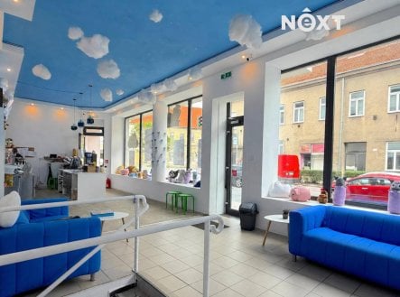 Pronájem komerčního objektu, obchodní centrum, 1 m²