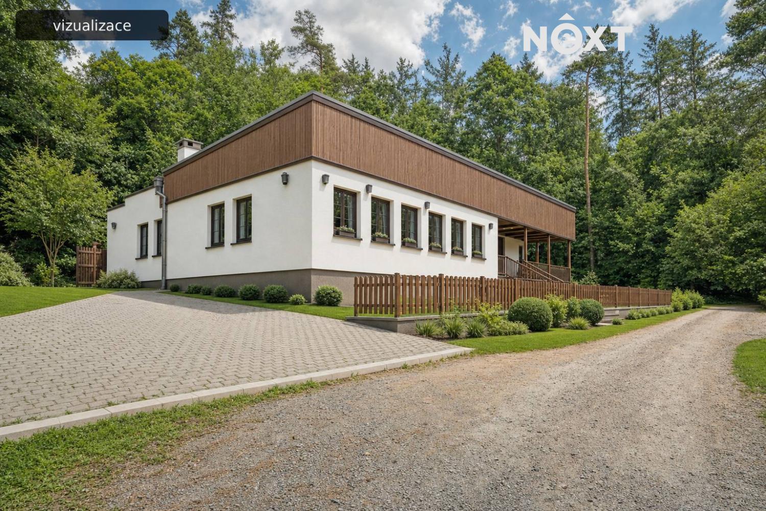 Prodej komerční Restaurace, 304㎡
