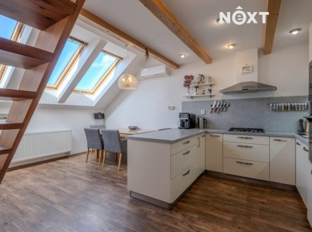 Prodej bytu, 2+1, 80 m²