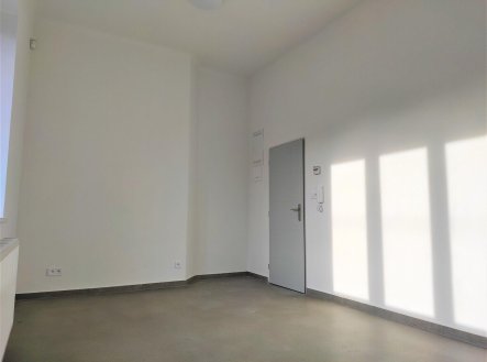 Pronájem kanceláře, 17 m²