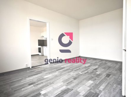 Pronájem bytu, 1+1, 33 m²
