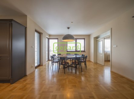 Prodej bytu, 6+1, 207 m²