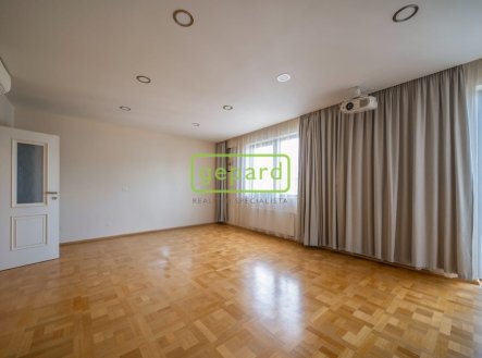 Prodej bytu, 4+kk, 106 m²