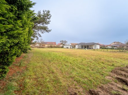 Prodej pozemku pro bydlení, 1 240 m²