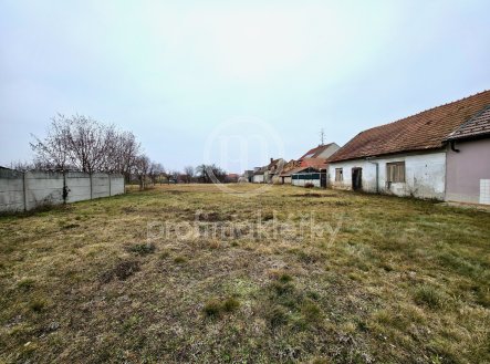 Prodej pozemku pro bydlení, 2 298 m²