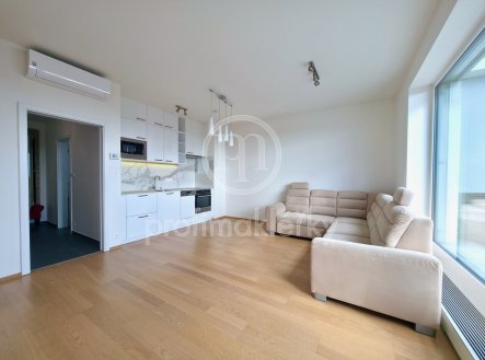 Pronájem bytu, 2+kk, 83 m²