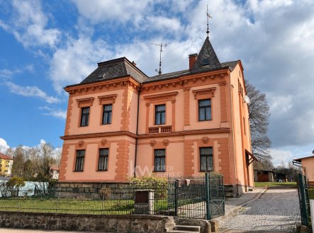 Prodej nájemního domu, 434 m²