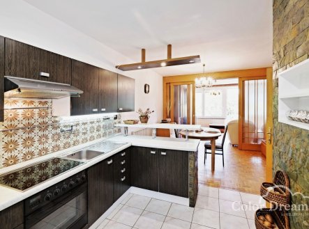 Pronájem domu/vily, 220 m²
