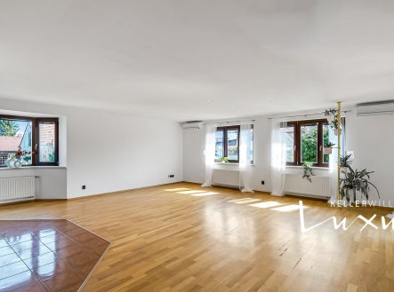 Prodej domu/vily, 286 m²