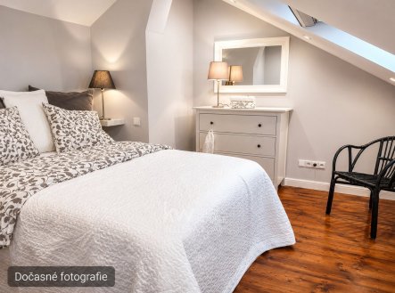 Pronájem bytu, 2+kk, 38 m²