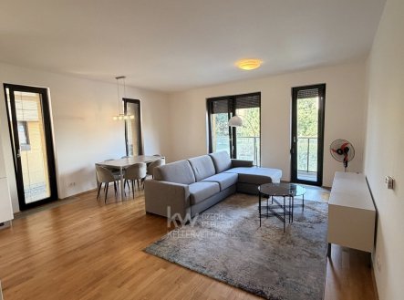 Pronájem bytu, 2+kk, 82 m²