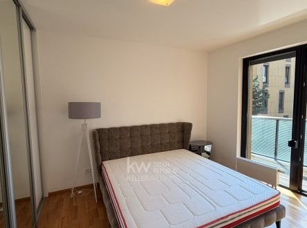 Pronájem bytu, 2+kk, 82 m²