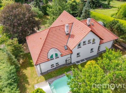 Pronájem domu/vily, 310 m²