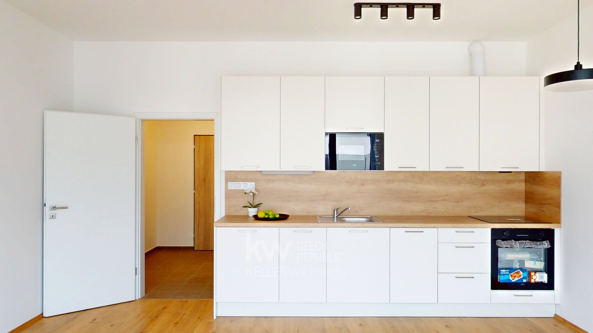 Pronájem bytu 1+kk 35 m², Plzeň - Jižní Předměstí