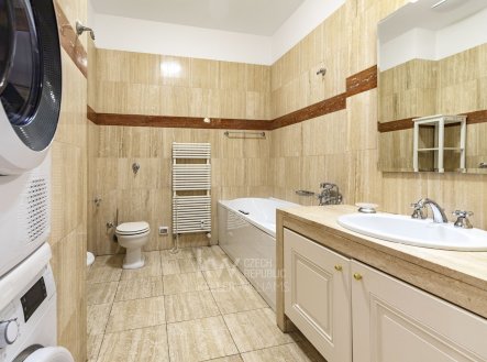 Pronájem bytu, 2+kk, 75 m²