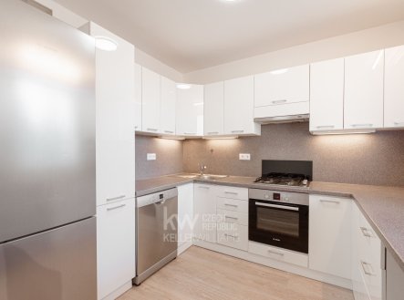 Pronájem bytu, 3+kk, 76 m²