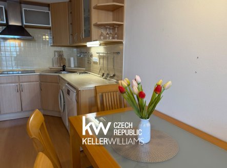 Pronájem bytu, 2+kk, 71 m²