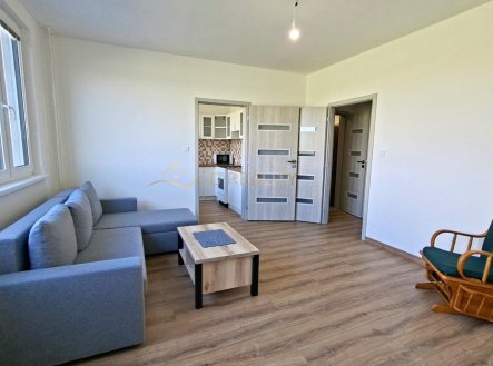Pronájem bytu, 2+1, 44 m² obrázek