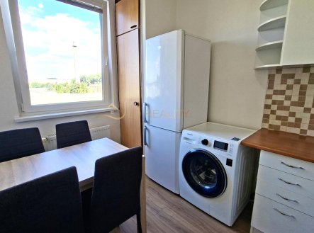 Pronájem bytu, 2+1, 44 m²