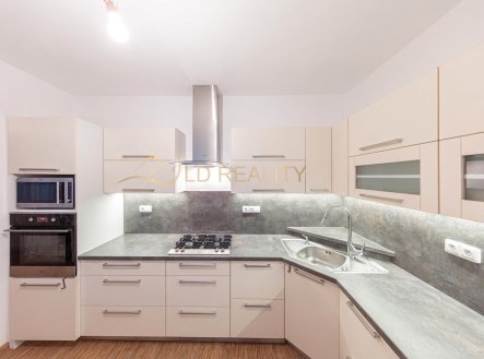 Pronájem bytu, 2+1, 56 m²