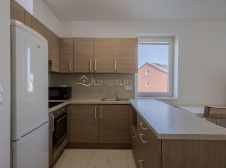 Pronájem bytu, 1+kk, 35 m²
