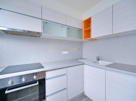 Prodej bytu, 2+1, 44 m²