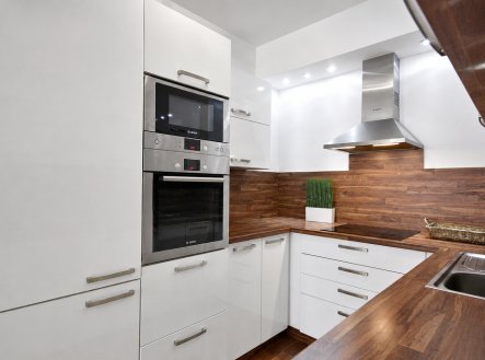 Pronájem bytu, 2+kk, 59 m²