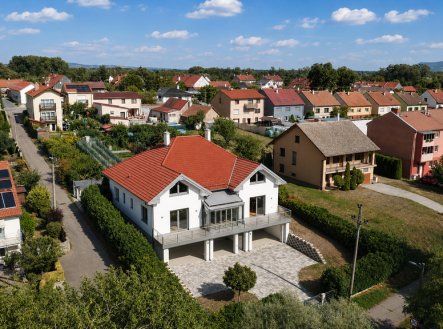 Prodej - dům/vila, 408 m² obrázek