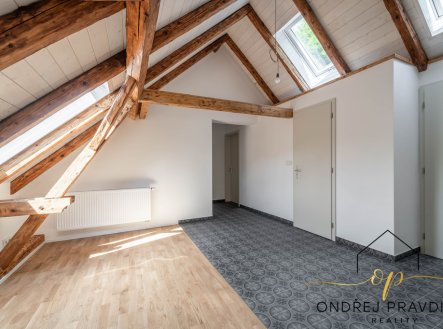 Prodej bytu, 3+kk, 96 m²
