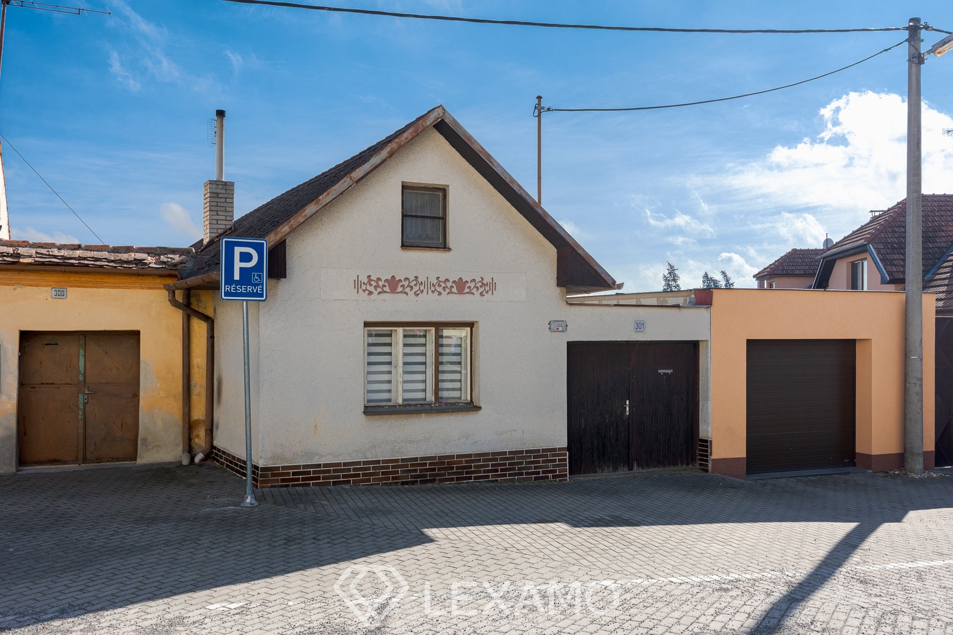 2R6_0004-HDR