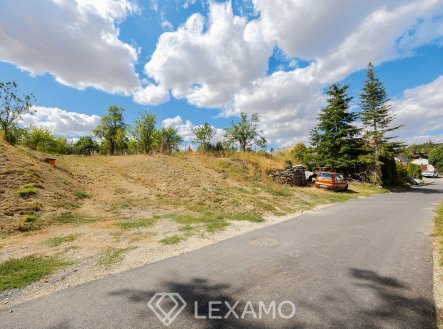 Prodej pozemku pro bydlení, 1 680 m²