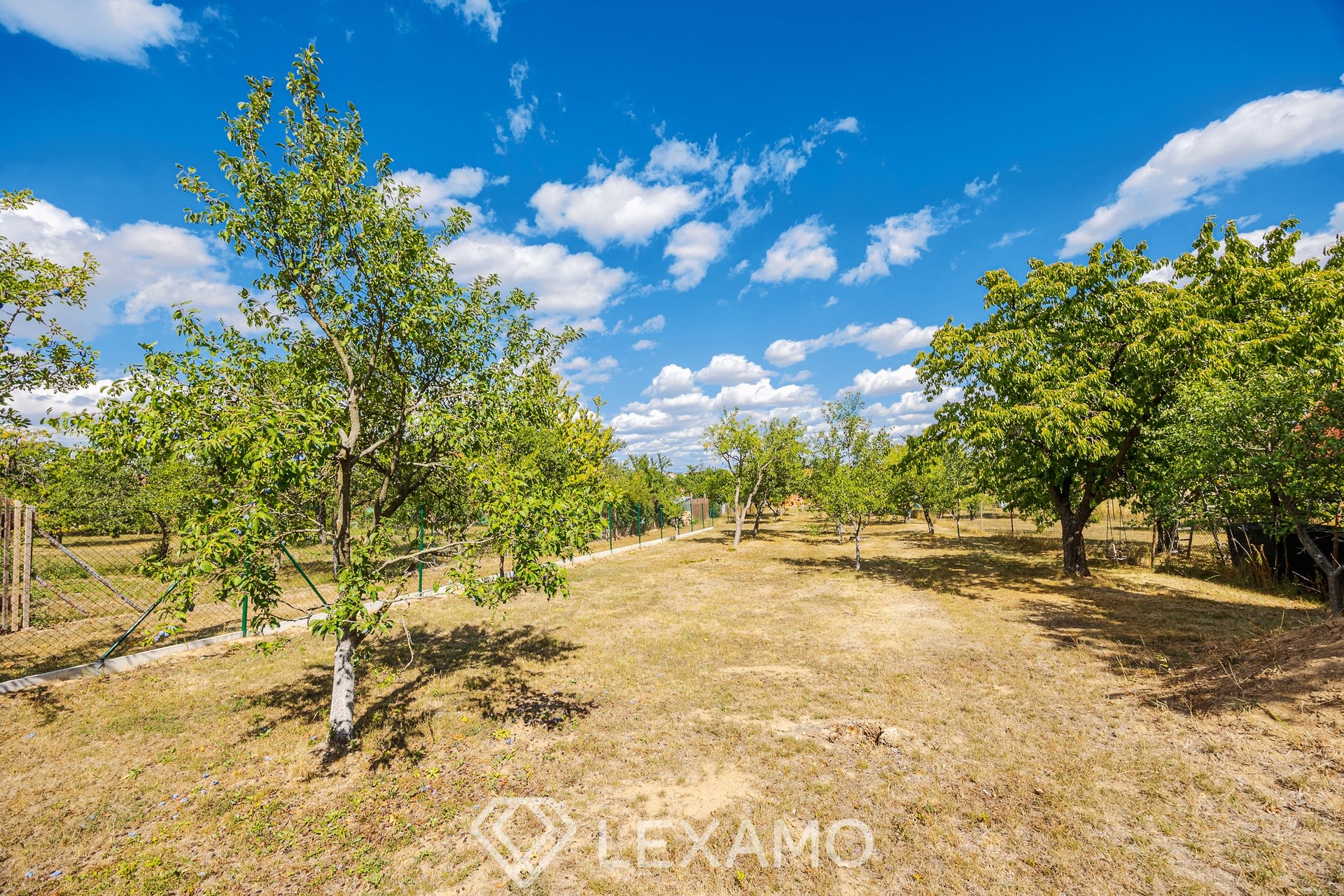 2R6_0027-HDR