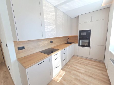 Pronájem bytu, 2+1, 53 m²