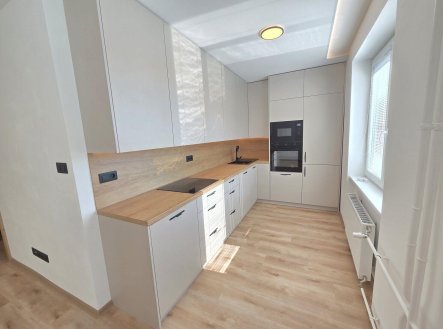 Pronájem bytu, 2+1, 53 m²