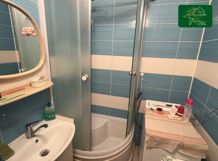 Pronájem bytu, 2+1, 62 m²