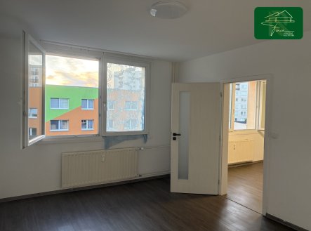 Pronájem bytu, 2+kk, 38 m²